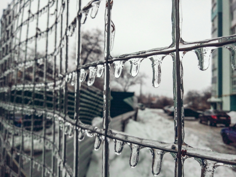 barrier, focus on foreground, frozen, snow, icicles, security, fance, day, 4K, metal, poltava, grid fence, boundary, grid, safety, close-up, mobile photography