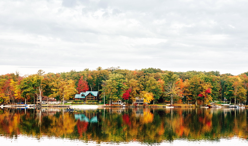 lake, Teedyuskung, boats, houses, mountains, New York, New York City, autumn, shore, Pocono Mountains, nature, NYC, 1080P