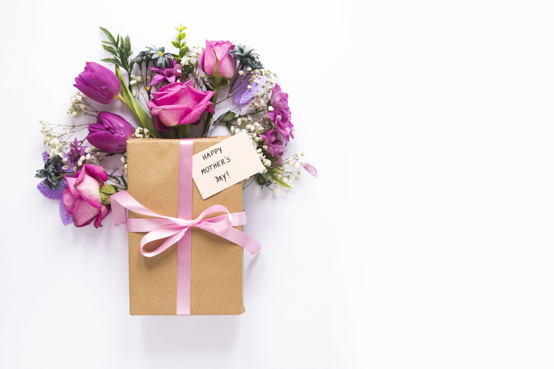 gift box, 5K, happy, gift, mothers day, pink, petals, flowers, roses, tulips, purple
