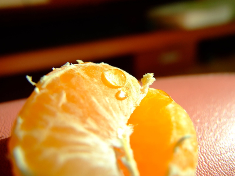 food, peel, close-up, healthy eating, tangerine, trickle, no people, indoors, citrus fruit, extreme close-up, japanese food, focus on foreground, snack