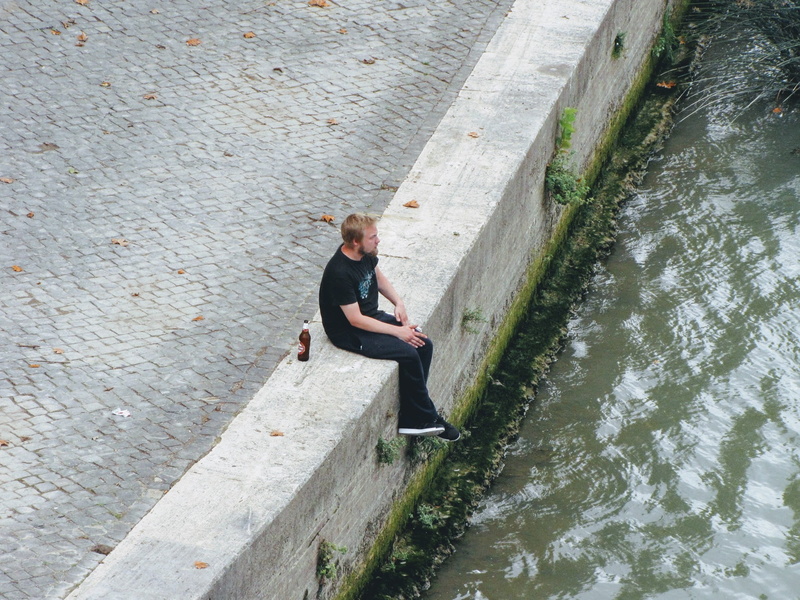 day, leisure activity, people, bottle, high angle view, banks, casual clothing, rome, real people, sitting, outdoors, river, 1080P, beer, italy, trastevere