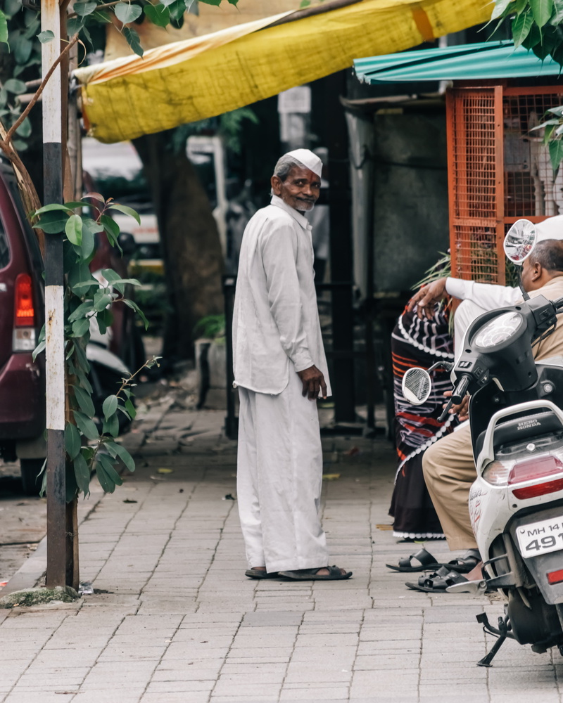 pune, men, lifestyles, smile, traditional, land vehicle, indian, people, real people, street, full length, mode of transportation, 4K, portrait, city