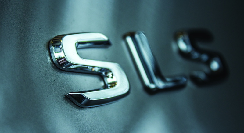 sls, shiny, handle, mercedes, showroom, keyhole, lock, accessibility, type, blue, key, protection, studio shot, Mercedes Benz, reflective, mercedesbenz