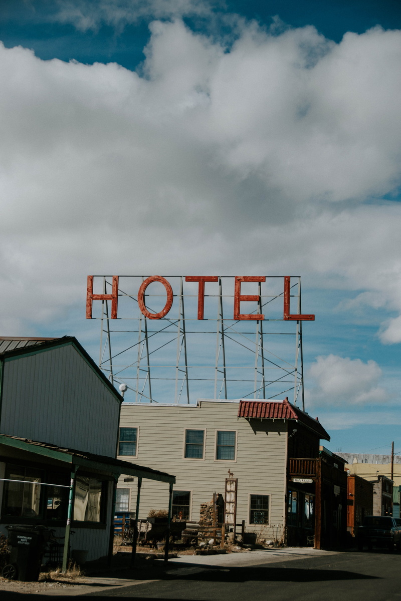 united states, building exterior, day, adams, creepy, architecture, inn, downtown, low angle view, clouds, psycho, western, building, built structure, breckenridge