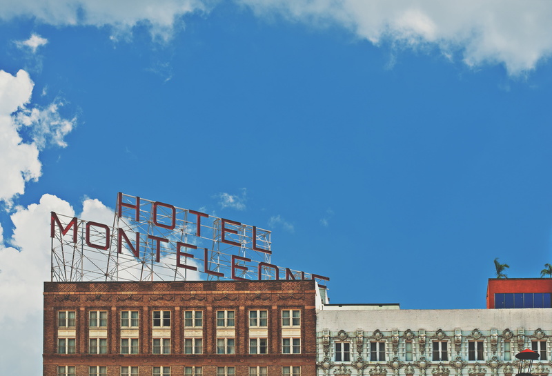 painted, day, copy space, 4K, building exterior, window, nature, no people, gray, sky, blue, city, built structure, building, monteleone, facade, architecture