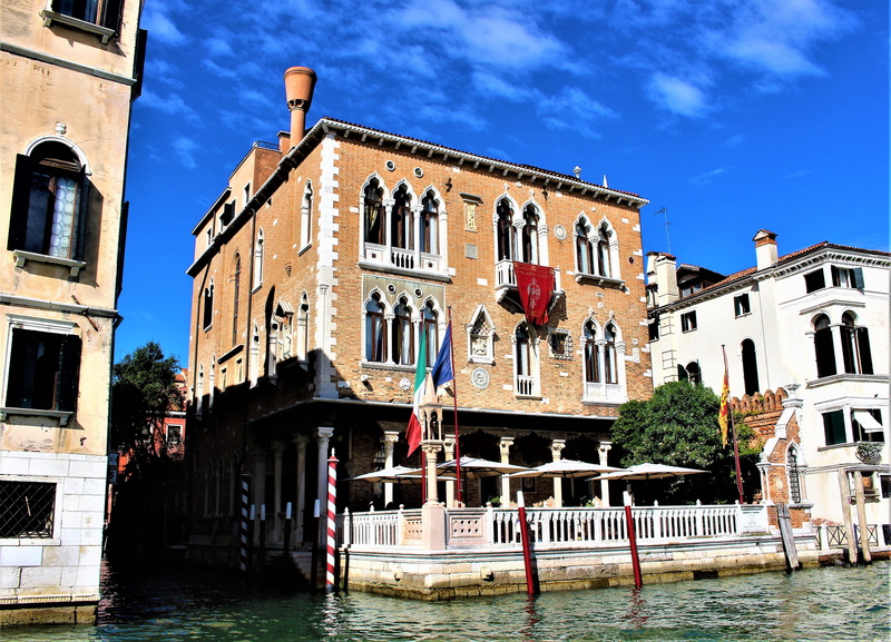 tourism, hotels, outdoor, outdoors, sky, built structure, nautical vessel, water, world, colorful, italy, picturesquely, the grand canal, travel, relaxation