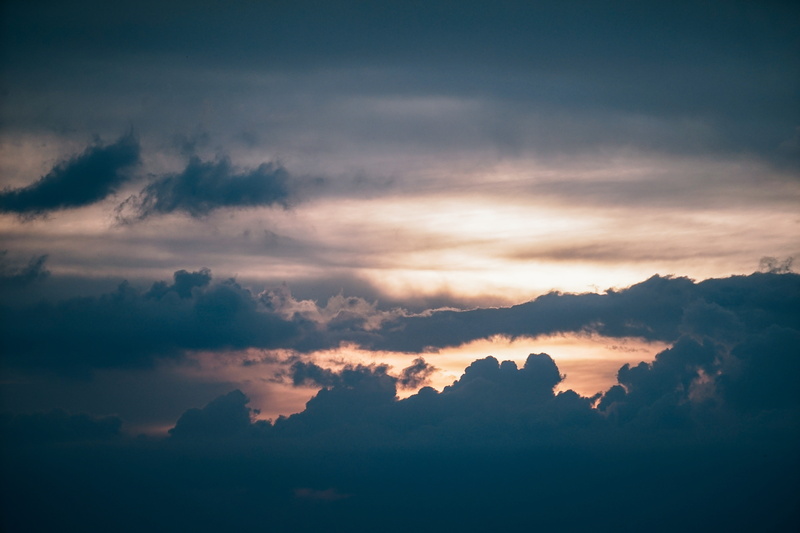 beautiful, sundown, sunlight, sun, background, hope, gold, ray, heaven, twilight, cloud - sky, orange color, dusk, dramatic sky, dramatic, nature, majestic