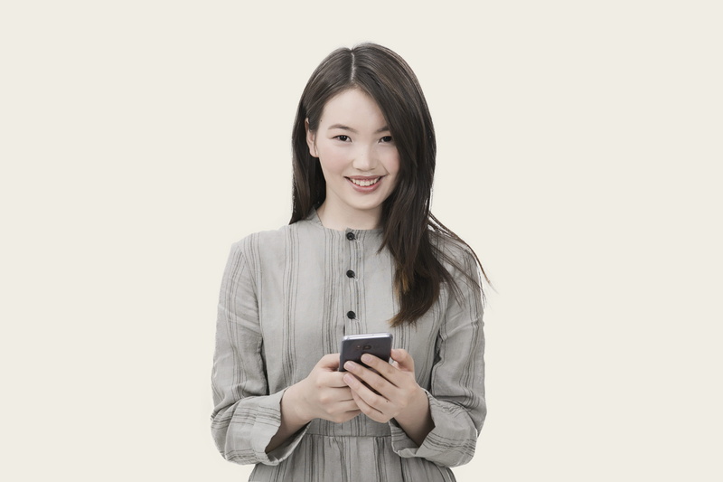 happiness, business, clothes, portable information device, connection, fashion, woman, text messaging, texting, waist up, asian, hair, technology, people