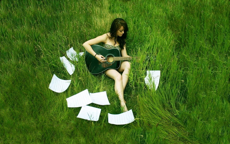 Model, 1080P, Long Hair, Green, sitting, field, Girl, relaxation, green color, Women, Mood, one person, full length, hairstyle, casual clothing, contemplation