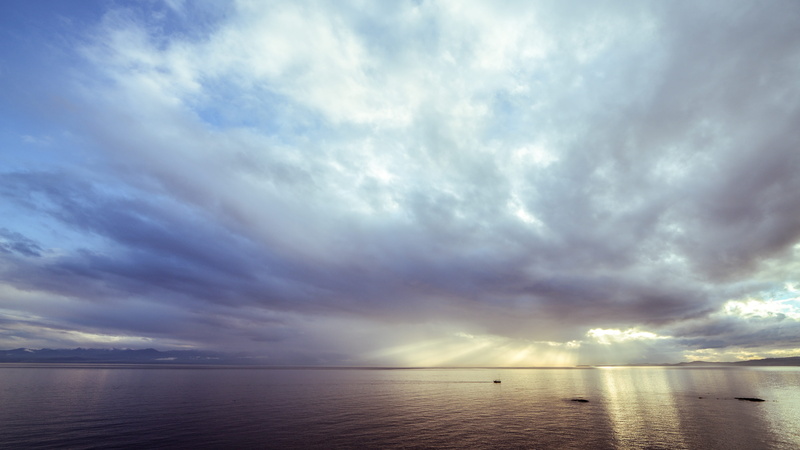 horizon over water, nature, cloudscape, victoria, beauty in nature, tranquil scene, 5K, beach, horizon, god rays, outdoors, water, canada, tranquility