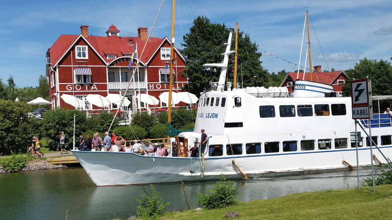 sky, 5K, water, transportation, Gota Canal, Borensberg, sailboat, nautical vessel, outdoors, building exterior, luxury, plant, house, Canal Boat, tree