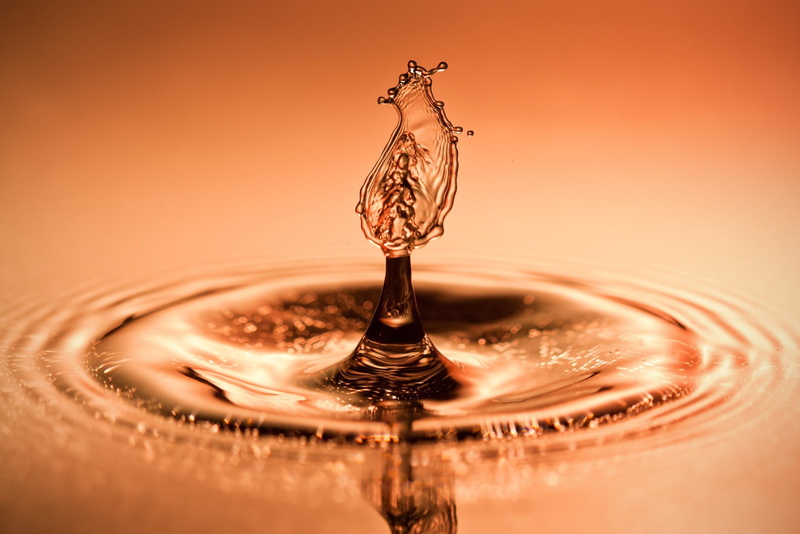 no people, 1080P, motion, concentric, splashing droplet, indoors, high-speed photography, water, reflection, splashing, rippled, waterfront, drop, impact