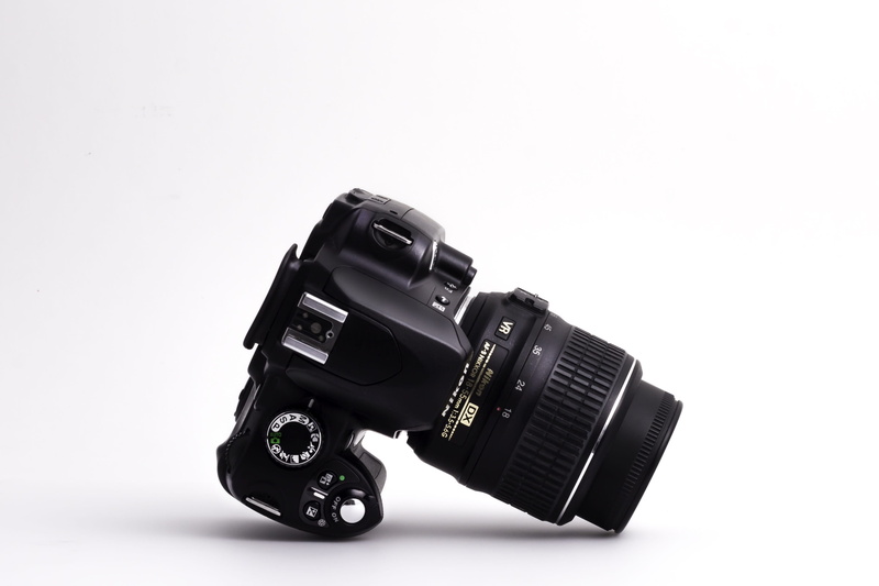 eos, camera dsrl, camera professional, photography themes, cut out, single object, equipment, photographic equipment, studio shot, nikon, nikon d60, nikon classic