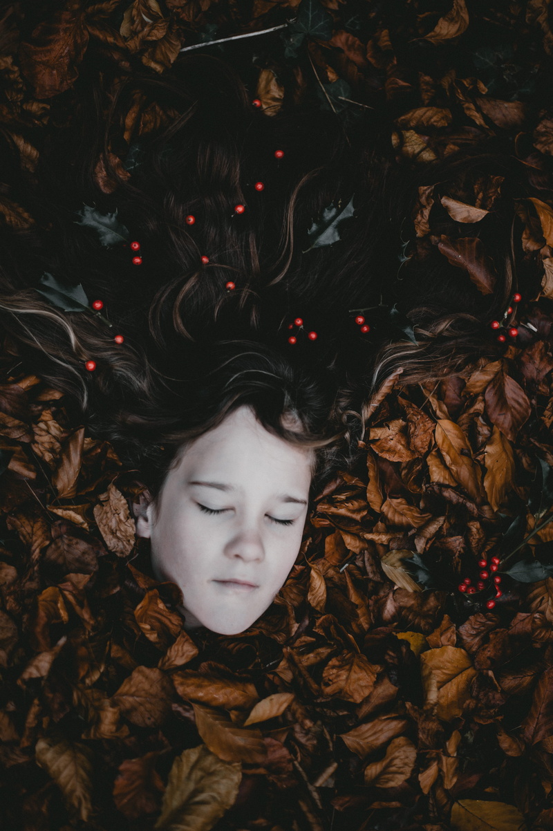young adult, dried, high angle view, real people, leisure activity, autumn, nature, woman, eyes closed, lifestyles, 4K, lying down, girl, face, innocence
