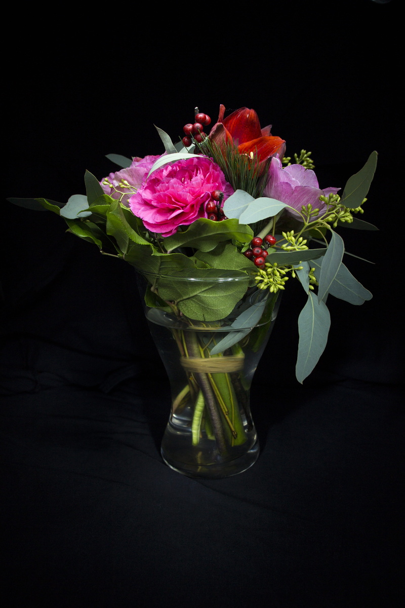 5K, inflorescence, decoration, no people, florist, vase, nature, bouquet of flowers, Bouquet, romance, black Background, peony, plant, vulnerability, leaf