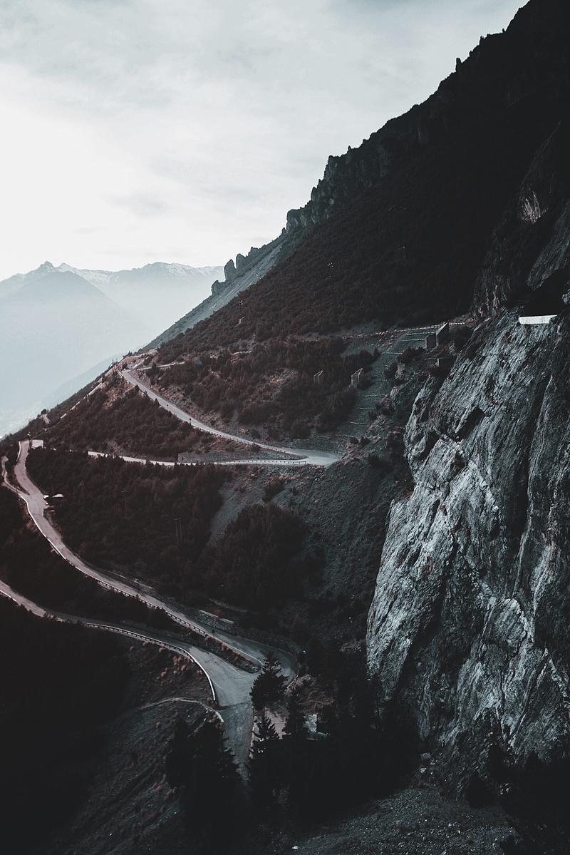 beauty in nature, tranquil scene, daytime, roadway, white, clouds, no people, empty, day, photography, roadtrip, cloud - sky, sky, rock formation, nature