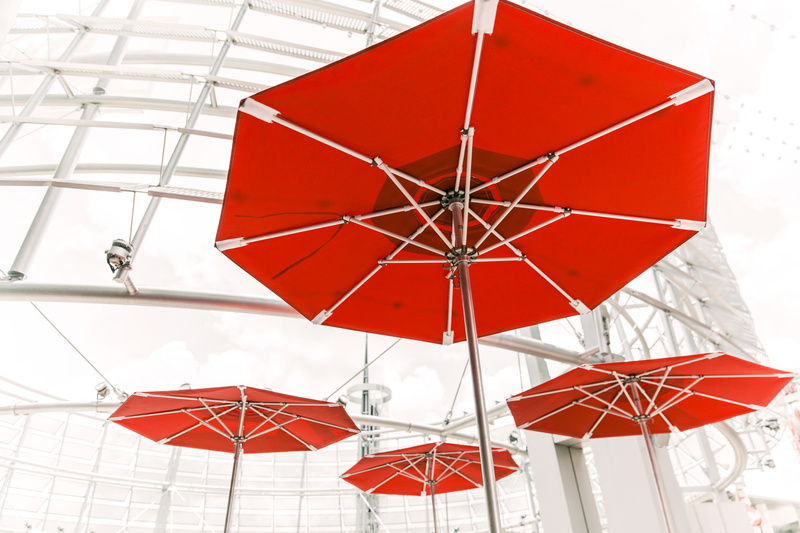 close-up, protection, nature, pattern, parasol, built structure, no people, building, ceiling, hanging, red, white color, 2K, security, architecture, umbrella