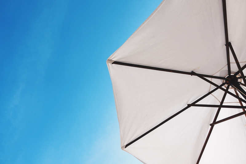 clear sky, no people, nature, technology, close-up, turbine, environment, patio, eye, 5K, white, sun, fuel and power generation, parasol, sky, vacation