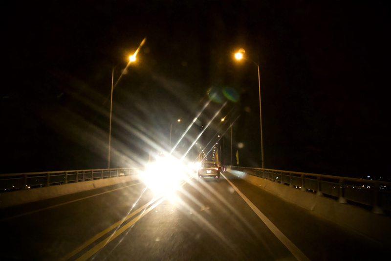 street light, lighting equipment, traffic, mode of transportation, land vehicle, asia, lens flare, vĩnh long, speed, road, no people, on the move, outdoors