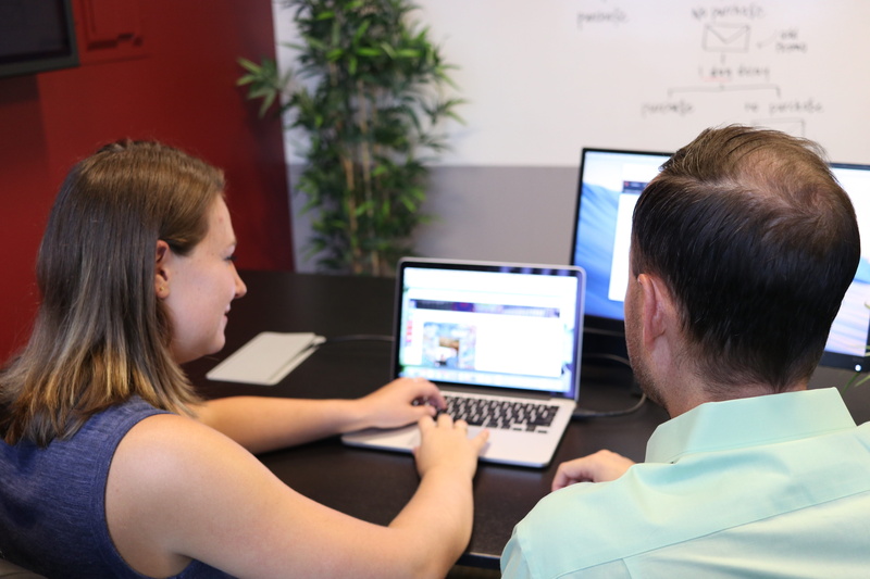 business, marketing, website, teaching, social, working, office, hubspot, blue, males, analytics, indoors, marketing agency, customer, coworker, teamwork