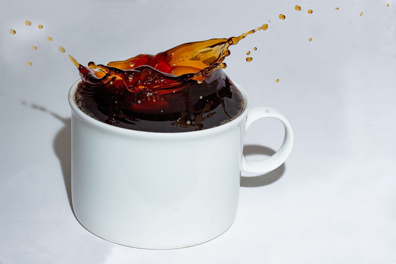 dairy product, coffee, spill, refreshment, mug, no people, focus, black coffee, caf, splashing, freshness, espresso, breakfast, tea, sweet, coffee cup