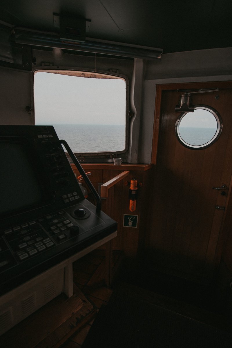 brown, black, boat, computer, home, 5K, door, wooden, across, hardware, old, cockpit, life buoy, control, day, arts culture and entertainment, radar, vehicle interior