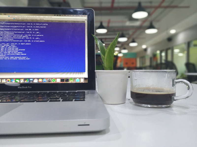 connection, collabspaces, computer keyboard, keyboard, food and drink, turned, lcd screen, equipment, modern, still life, india, computer hardware, macbook
