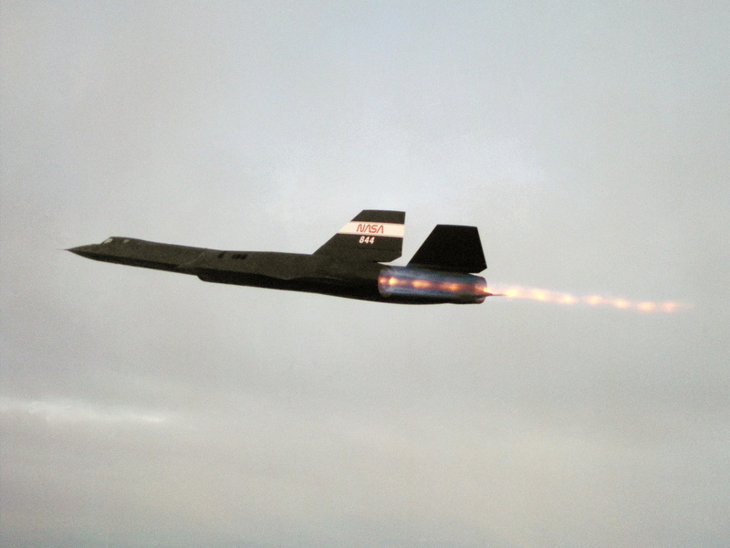 transportation, vapor trail, flying, air force, plane, air vehicle, sky, nature, military airplane, lockheed sr 71 blackbird, motion, low angle view, outdoors