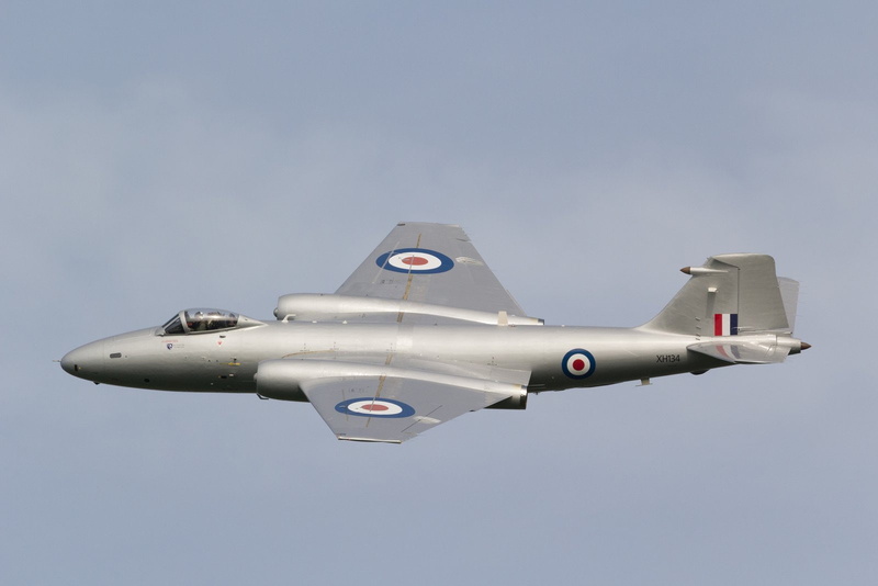 united, canberra pr9, english, electric, reconnaissance, jet, ground attack, 1951, royal air force, aircrafts, kingdom, bomber, 720P