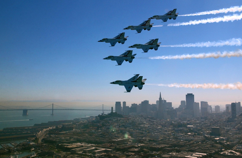 jetplanes, skyscraper, city, military, air vehicle, building exterior, vapor trail, built structure, cloud - sky, Army, war, cityscape, mode of transportation