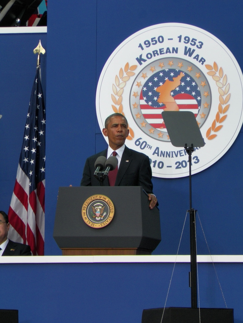 males, business, suit, one man only, America, Barack, korean war, speak, obama barack, front view, flag, men, 2K, democracy, occupation, united states