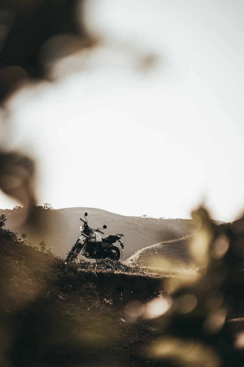 outdoors, motocross, selective, ground, motorcycle, vehicle, photo, camera - photographic equipment, sport, bike, nature, 5K, mode of transportation, photography themes
