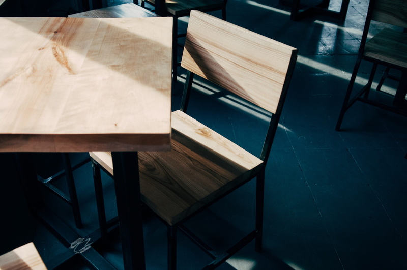 decoration, desk, elegance, absence, indoors, classroom, comfortable, home, brown, interior, empty, education, chair, high angle view, restaurant, close-up