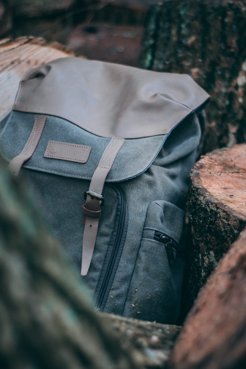 uniform, one person, gray, brown, outdoors, holz, day, clothing, military, wood, shooting, wildlife, green, bag, high angle view, forest, military uniform