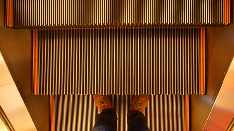 icon, Stairway, stair, 5K, shape, curtain, men, real people, transportation, mall, lifestyles, modern, walk, flat, white, body part, personal perspective