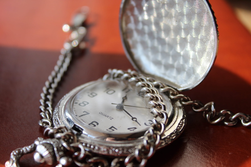 shiny, hours, seconds, elegant, minutes, pocket, close-up, chain, silver colored, pocket watch, timer, no people, metallic, steel, vintage, luxury, round
