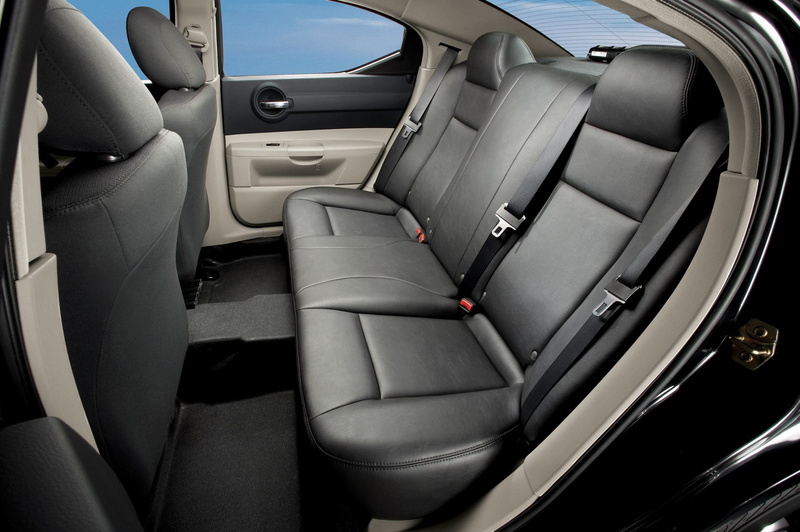 airplane, vehicle seat, seat, luxury, journey, public transportation, charger, passenger cabin, day, car, car interior, transportation, manu, absence, vehicle interior