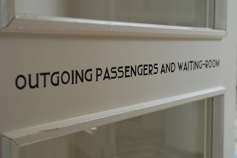 door, indoors, message, passengers, architecture, guidance, western script, 4K, healthcare and medicine, waiting room, window, information sign, communication