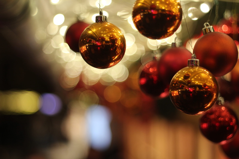 bulb, celebration, no people, christmas tree ball, berlin, indoors, lighting equipment, reflection, xmas, decoration, close-up, bouke, tree, illuminated