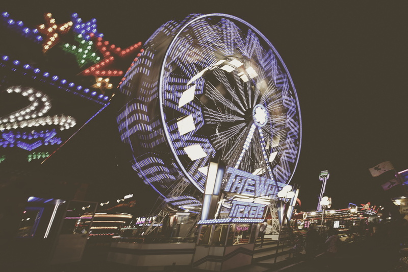 town, ferris wheel, building, lights, machine, no people, lighting, plant, circle, architecture, carnival, illuminated, purple, aloe, alloy wheel, nightlife