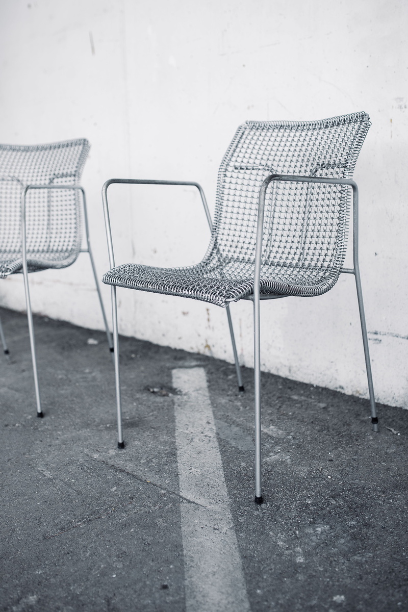 shopping cart, furniture, day, outdoors, empty, abandoned, wall - building feature, absence, dining, bench, 4K, foldable, Dining Chair, Retro, tiled floor