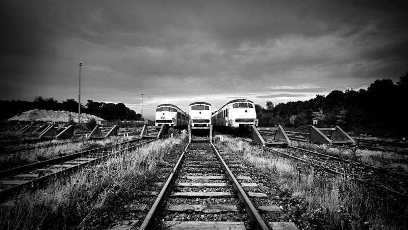 trains, tracks, symmetric, holland, railroad, hd, black and white, vignette, dutch, 1080P