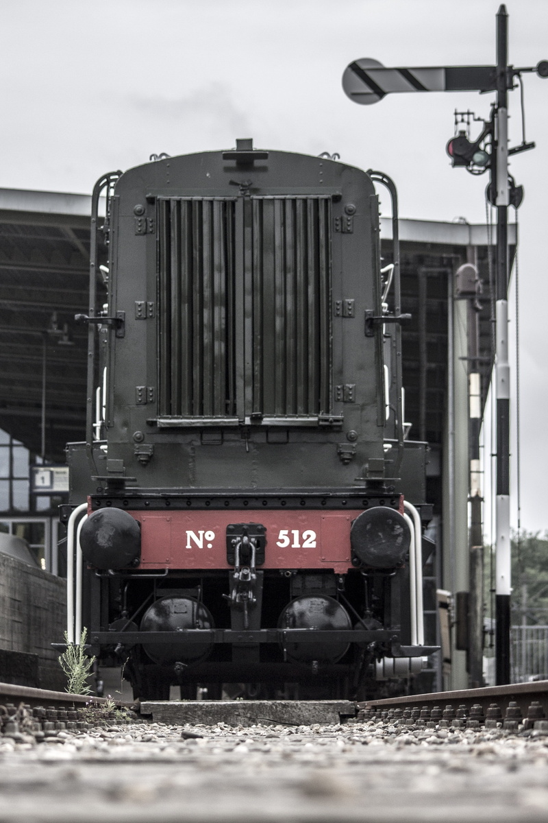 sky, Track, mighty, transport, front, passenger train, dutch, train track, tracks, transportation, railway, train - vehicle, monstrosity, old, diesel train