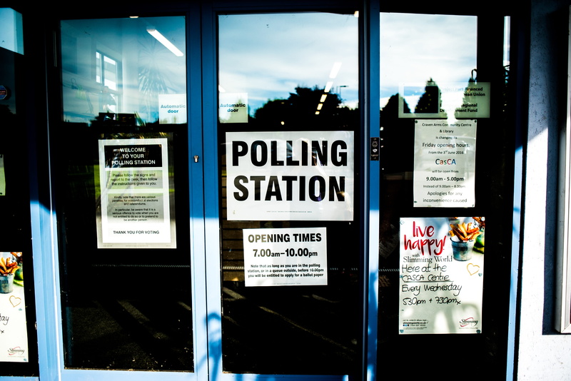 day, clear, door, message, glass, city, polling, information sign, 4K, built structure, sign, communication, glass - material, script, no people, nature