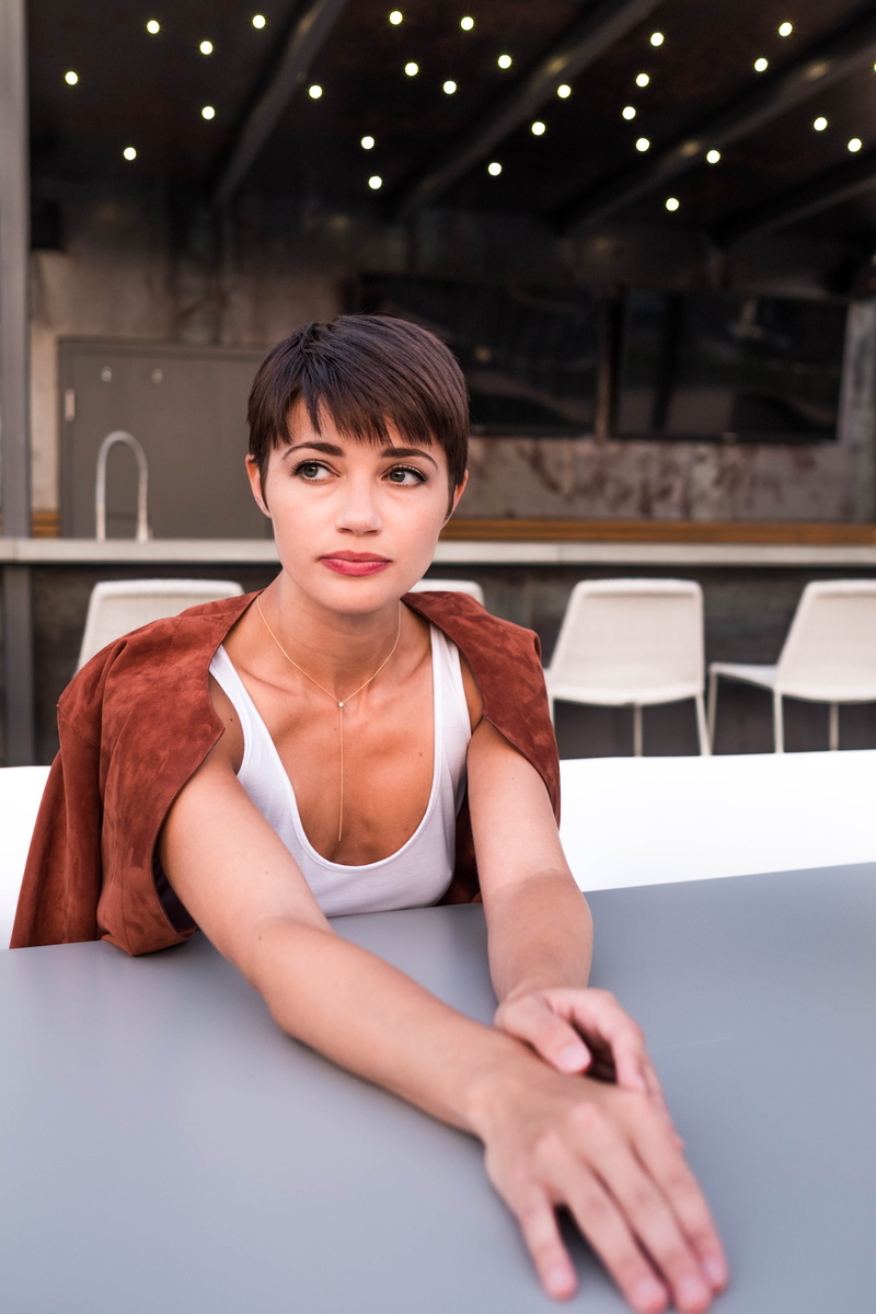 4K, cafe, caucasian, beauty, short hair model, lights, looking, front, women, darling, one person, front view, stood, looking at camera, female, date