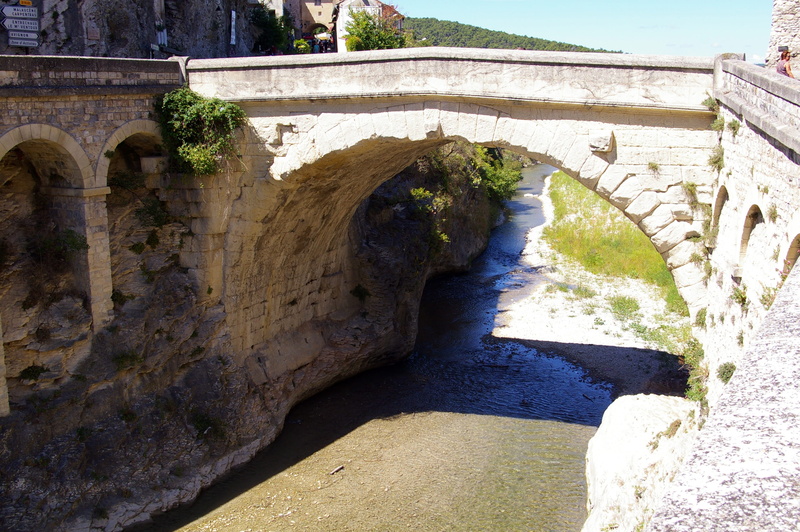 day, travel, roman art, arch bridge, landmark, arched, buildings, old, river, travel destinations, Theatre, city, the past, ruin, bridge - man made structure