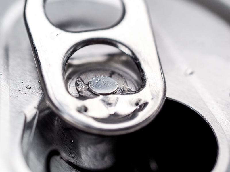selective focus, big, purity, abstract, food and drink, drink, still life, no people, softdrink, indoors, closeup, fresh, cold, macro, water, modern, shiny