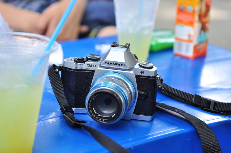 real people, classic, equipment, photography, camera - photographic equipment, close-up, photo, vintage, portrait, lens, old, incidental people, photographer
