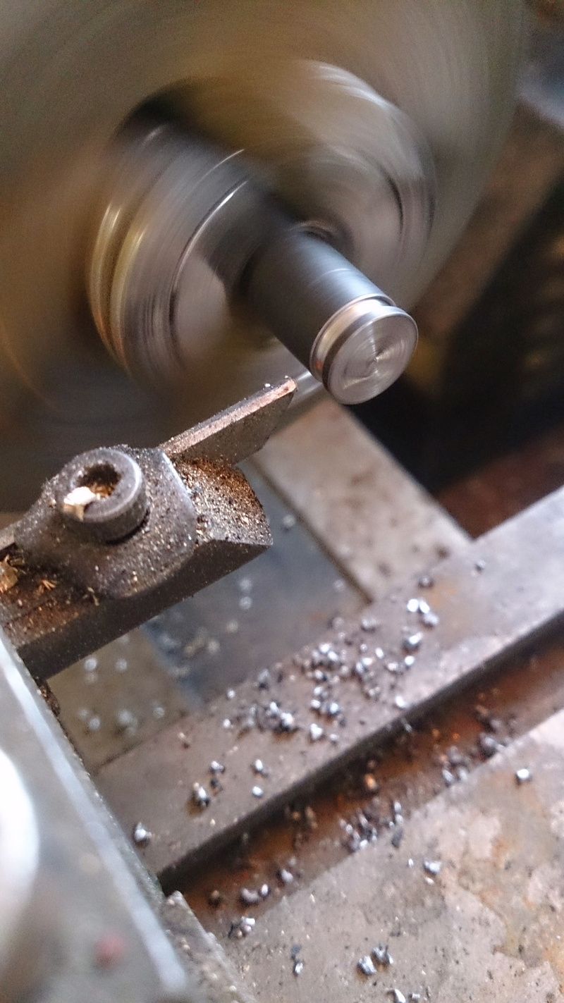 machine part, no people, indoors, machinery, machine, production, blurred motion, ha, wet, drop, knucklehead, focus on foreground, 4K, lathe, water, industrial