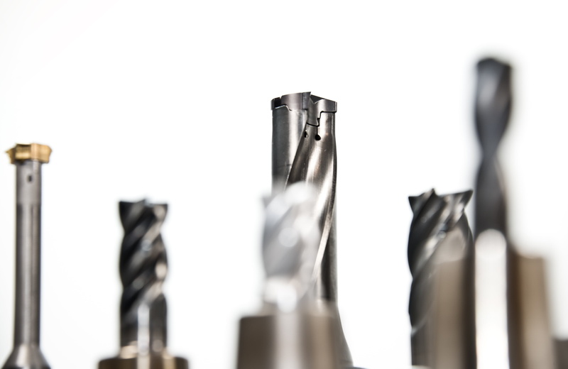 silver colored, metal, mechanics, ingenieuerwesen, manufacturing, alloy, equipment, drill, rounding, no people, metalworking, cnc, selective focus, creativity